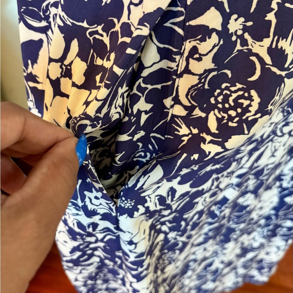 UNTUCKit Blue and White Floral Midi Dress - Picture 6 of 15
